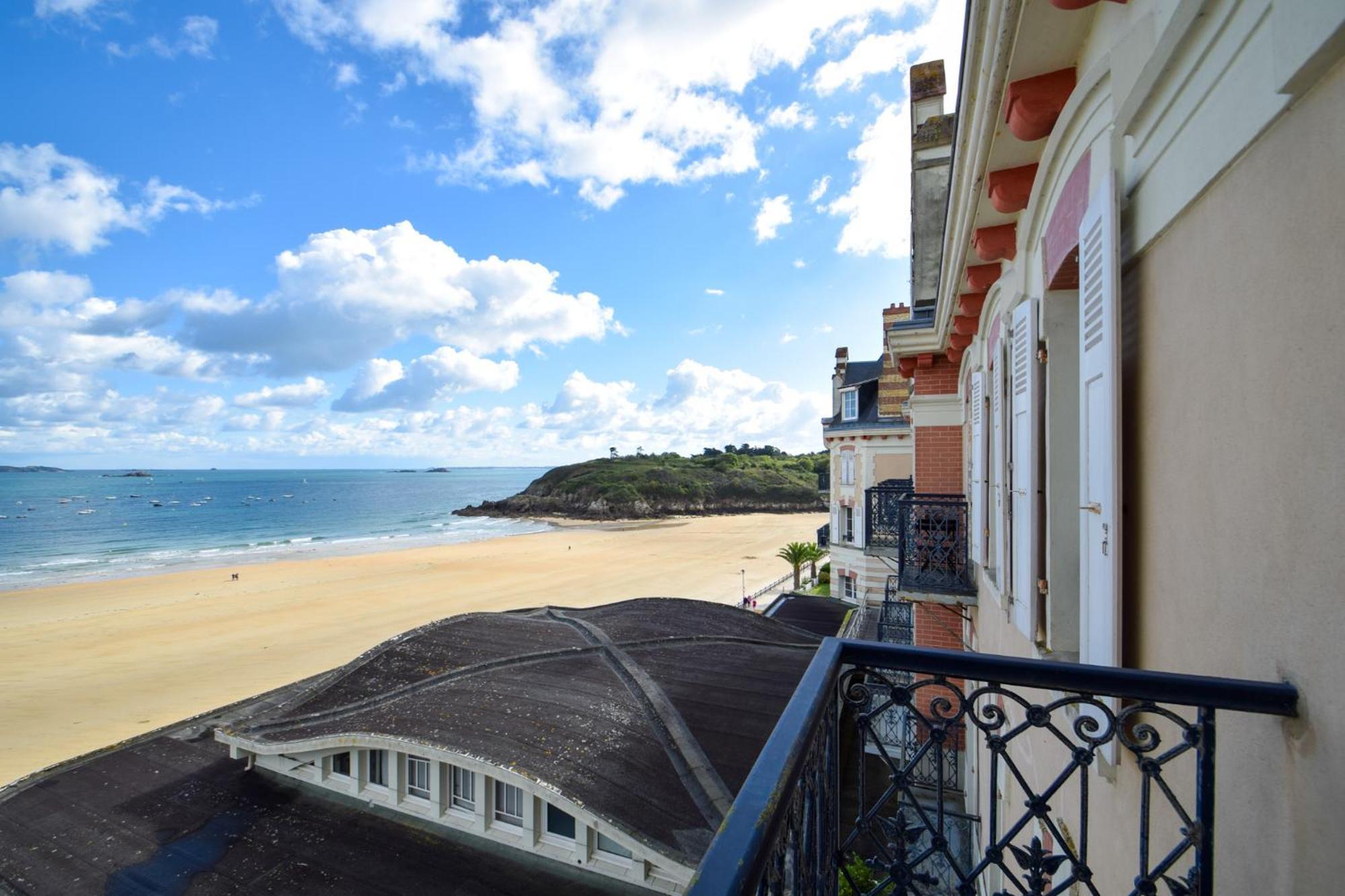 Appartement 4 Pers Vue Mer Au Grand Hotel Saint-Lunaire Exterior photo